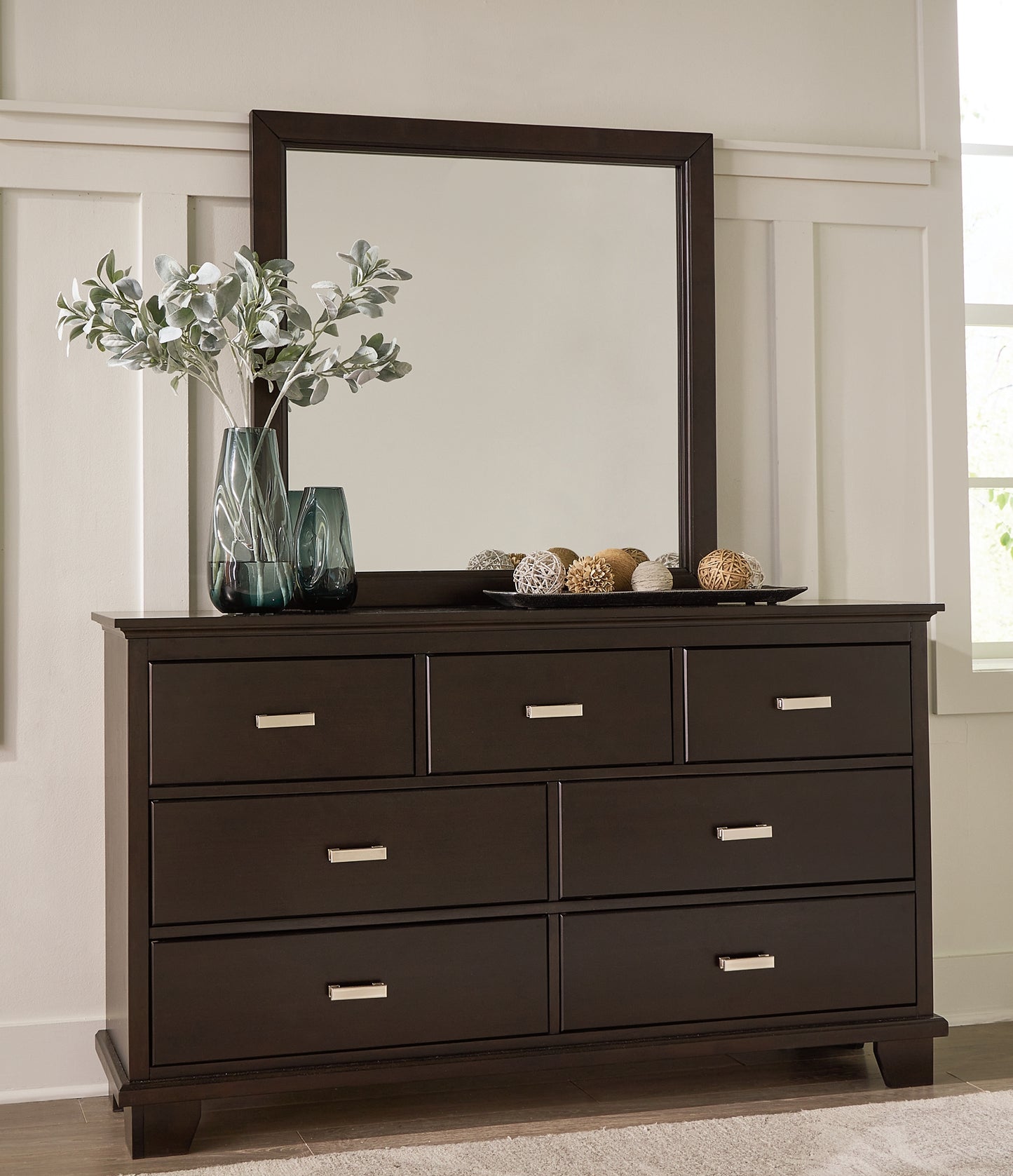 Covetown Twin Panel Bed with Mirrored Dresser and Nightstand