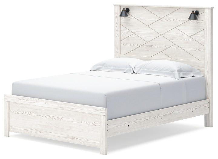 Gerridan Queen Panel Bed with 2 Nightstands